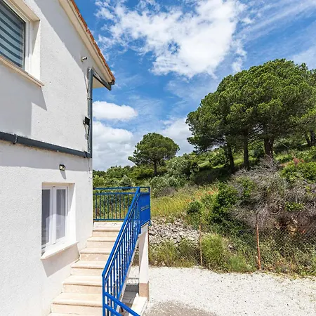 Apartment Beautiful In Okrug Gornji *